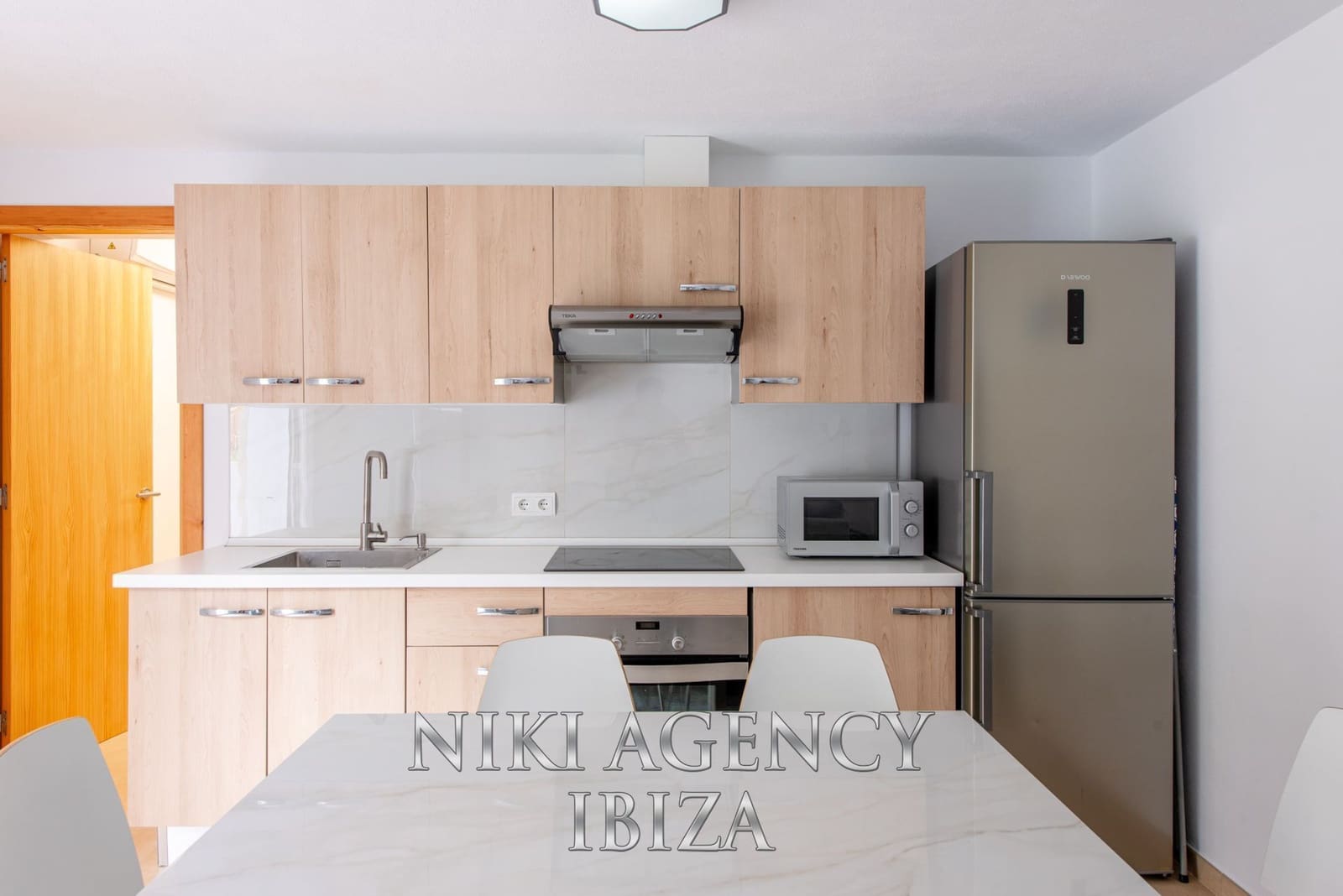 6 soveværelse Finca/Landehus til salg i Sant Llorenc de Balafia med swimmingpool garage - € 2.300.000 (Ref: 9171125)