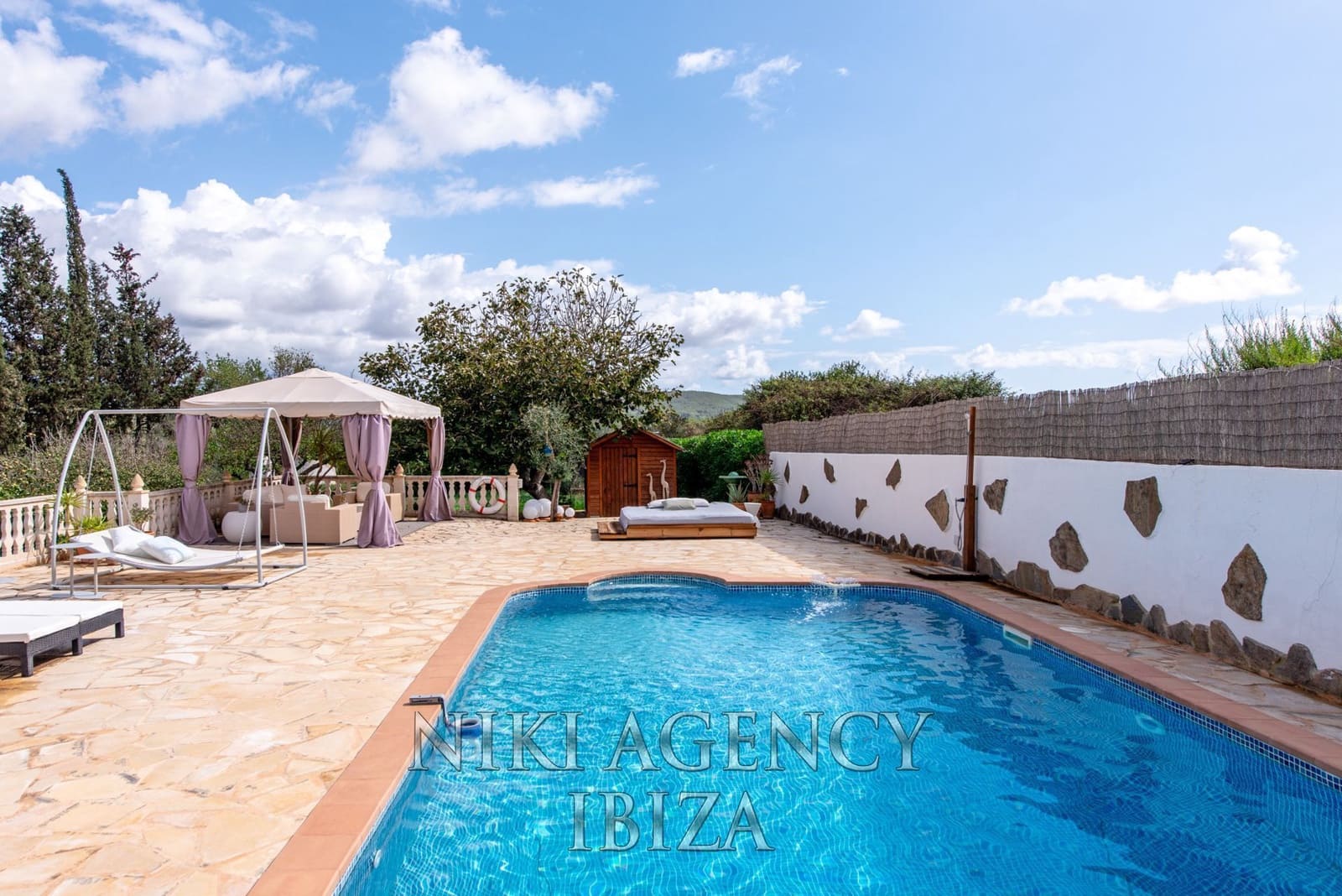 6 soveværelse Finca/Landehus til salg i Sant Llorenc de Balafia med swimmingpool garage - € 2.300.000 (Ref: 9171125)