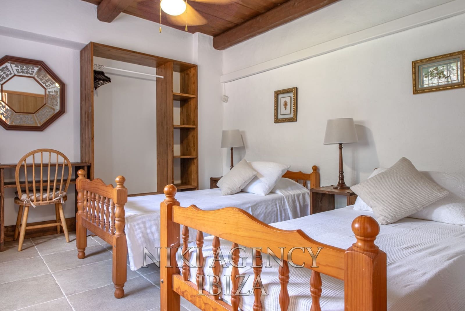 6 soveværelse Finca/Landehus til salg i Sant Llorenc de Balafia med swimmingpool garage - € 2.300.000 (Ref: 9171125)