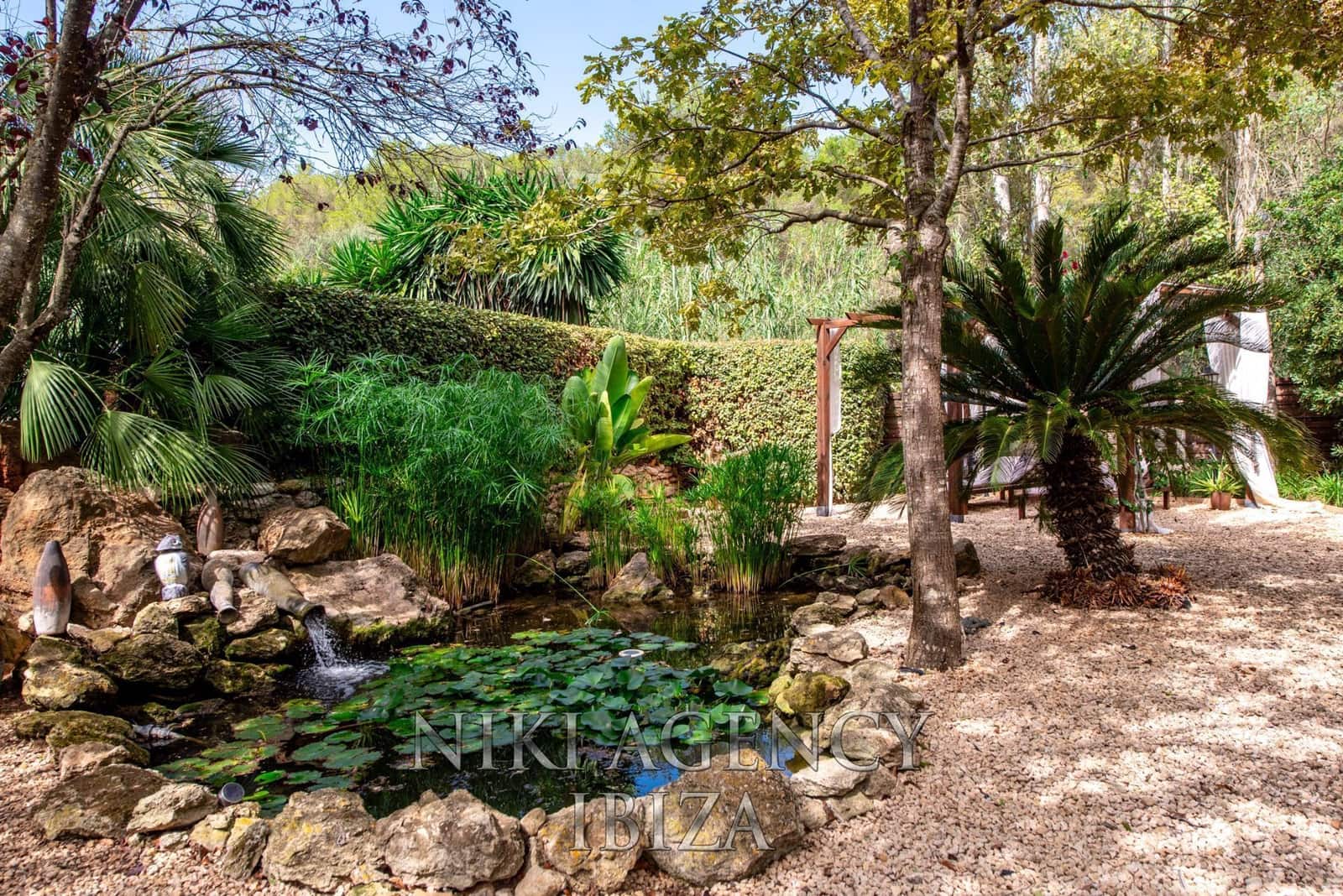 6 soveværelse Finca/Landehus til salg i Sant Llorenc de Balafia med swimmingpool garage - € 2.300.000 (Ref: 9171125)