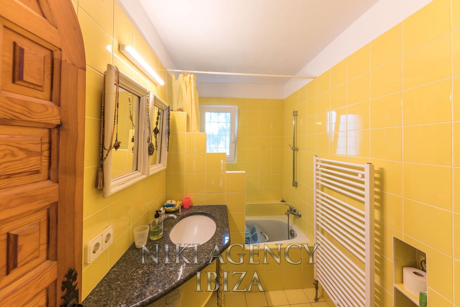 5 soverom Villa til salgs i Es Cubells med svømmebasseng garasje - € 4 500 000 (Ref: 9177641)