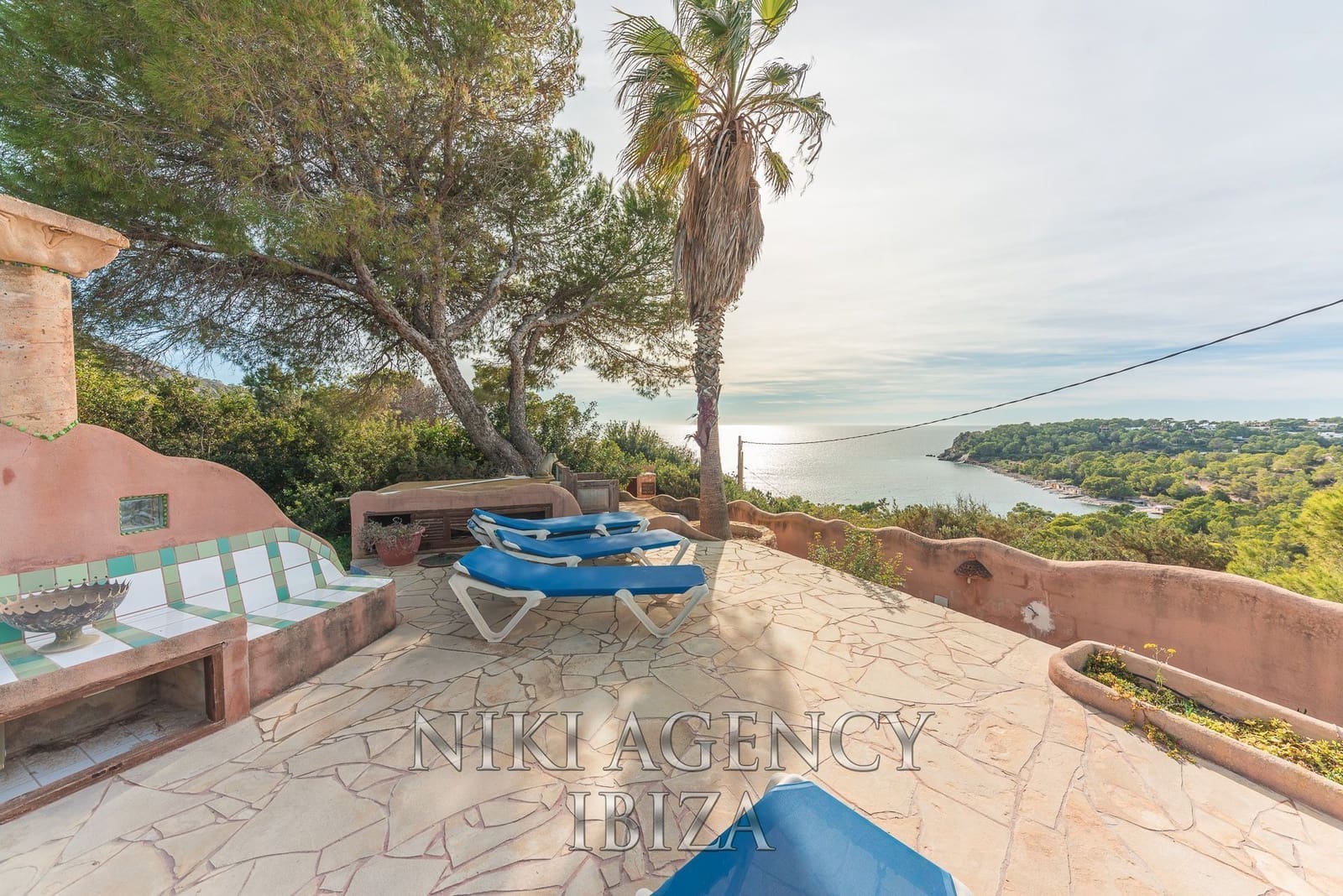 5 soverom Villa til salgs i Es Cubells med svømmebasseng garasje - € 4 500 000 (Ref: 9177641)