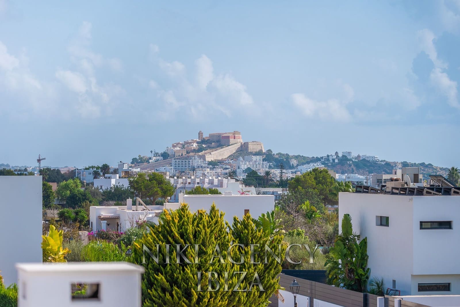 4 bedroom Villa for sale in San Jose / Sant Josep de Sa Talaia with pool garage - € 2,990,000 (Ref: 9209076)