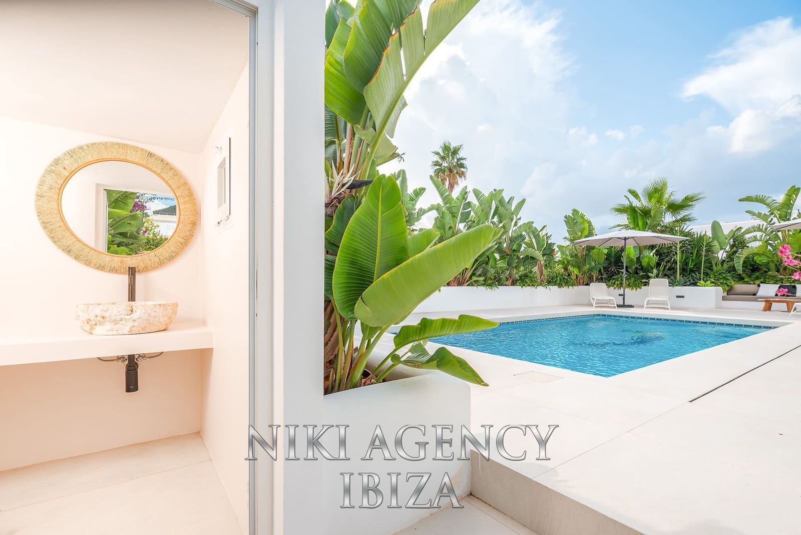 4 bedroom Villa for sale in San Jose / Sant Josep de Sa Talaia with pool garage - € 2,990,000 (Ref: 9209076)