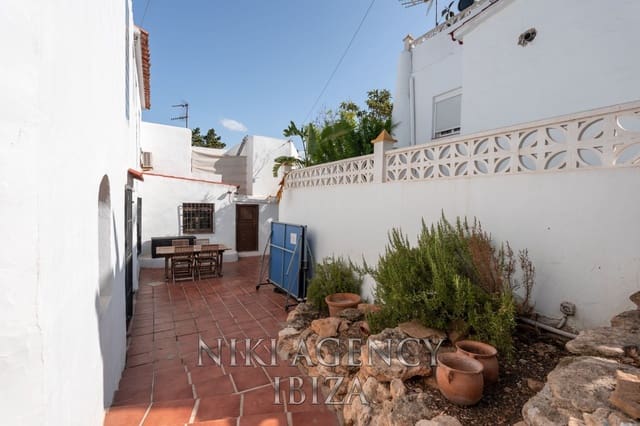 3 quarto Moradia para venda em La Siesta, Santa Eulalia / Santa Eularia - 799 000 € (Ref: 9242682)