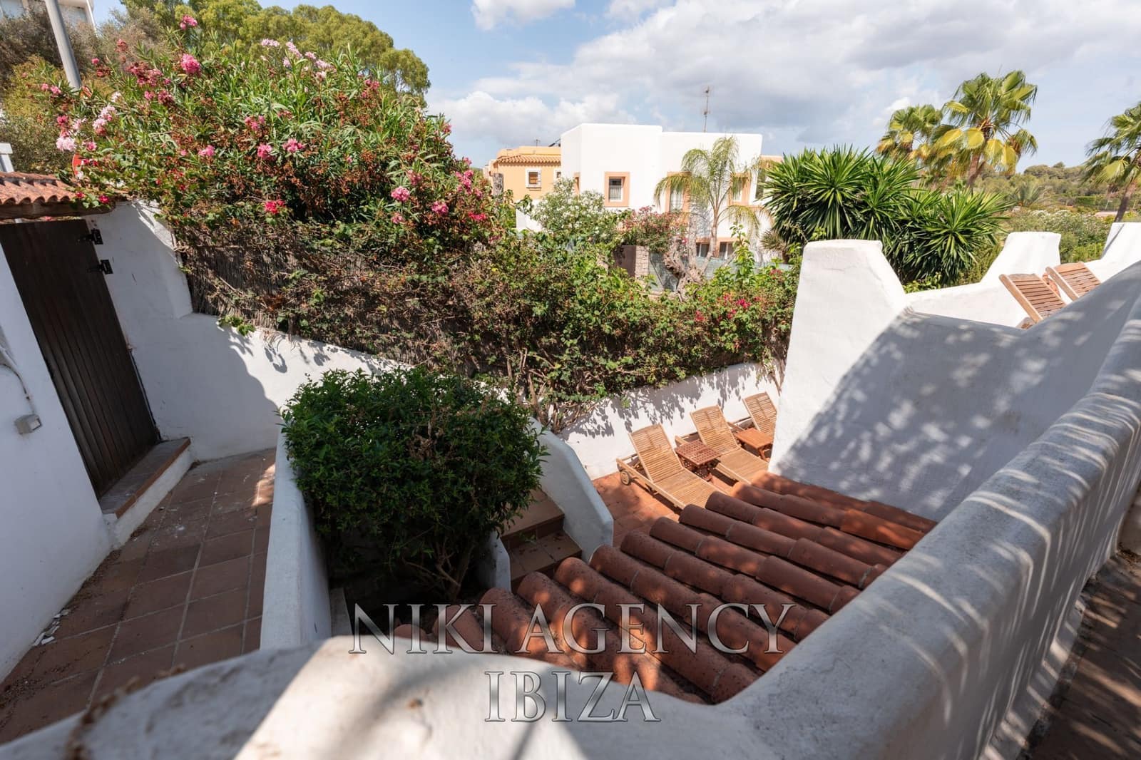 3 quarto Moradia para venda em La Siesta - 799 000 € (Ref: 9242682)