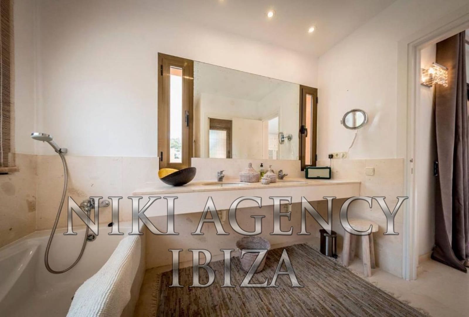 3 soveværelse Villa til salg i Cala Vadella med swimmingpool garage - € 2.350.000 (Ref: 9251843)