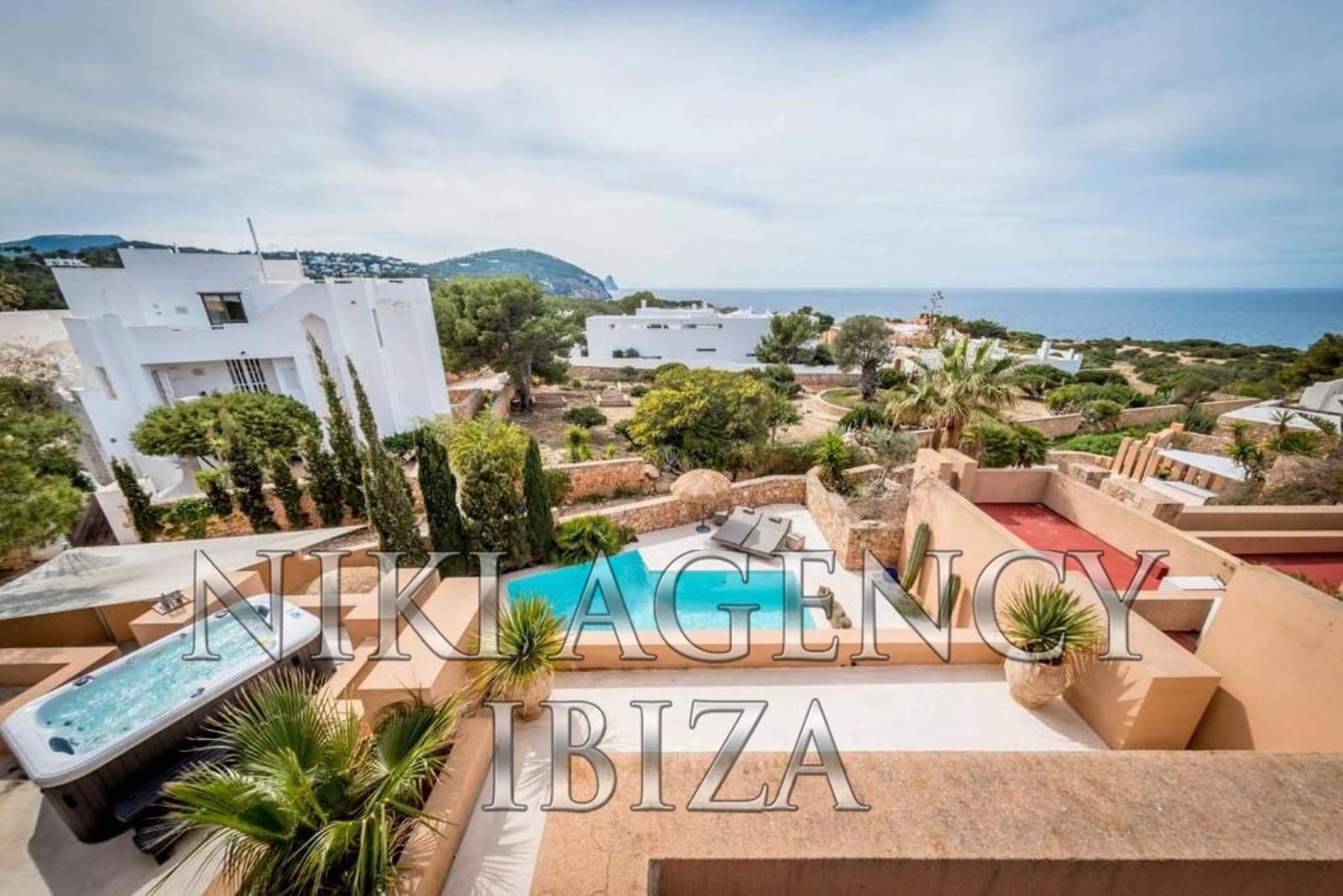 3 soveværelse Villa til salg i Cala Vadella med swimmingpool garage - € 2.350.000 (Ref: 9251843)