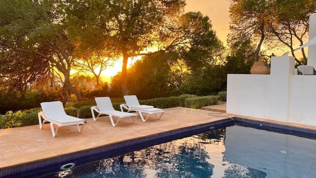 4 soveværelse Villa til salg i Cala Moli med swimmingpool garage - € 1.850.000 (Ref: 9262168)