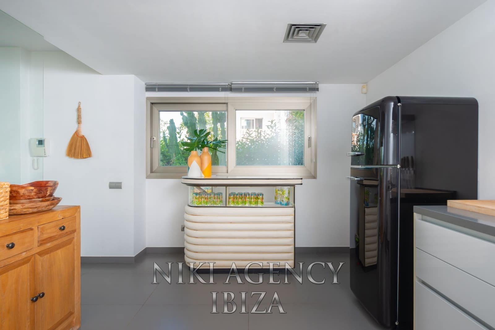 3 soverom Villa til salgs i Nuestra Senora de Jesus med svømmebasseng garasje - € 1 295 000 (Ref: 9410522)