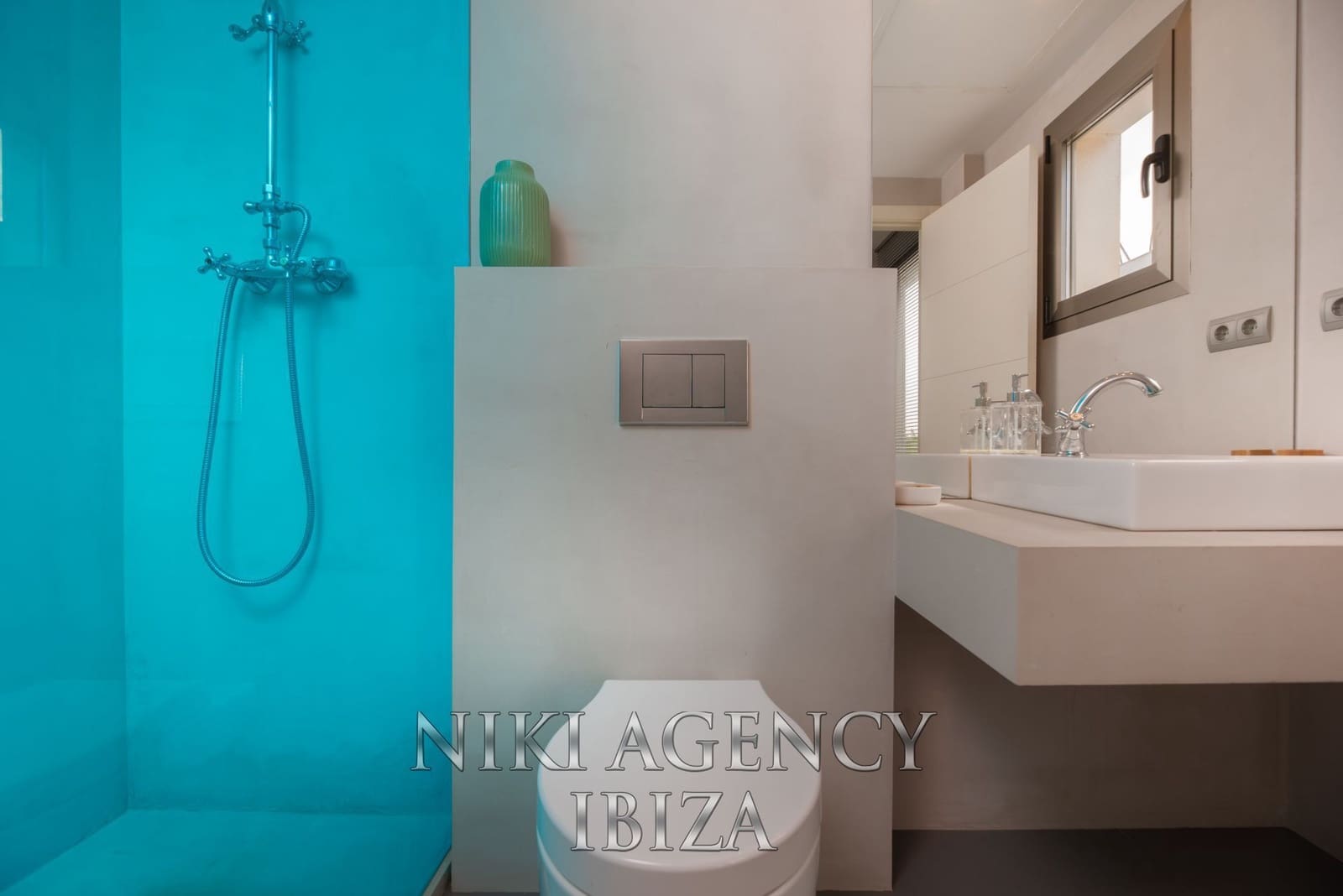 3 soverom Villa til salgs i Nuestra Senora de Jesus med svømmebasseng garasje - € 1 295 000 (Ref: 9410522)