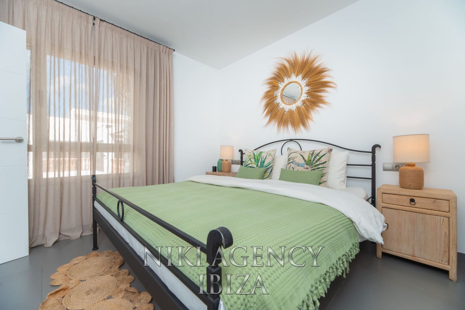 3 soverom Villa til salgs i Nuestra Senora de Jesus med svømmebasseng garasje - € 1 295 000 (Ref: 9410522)