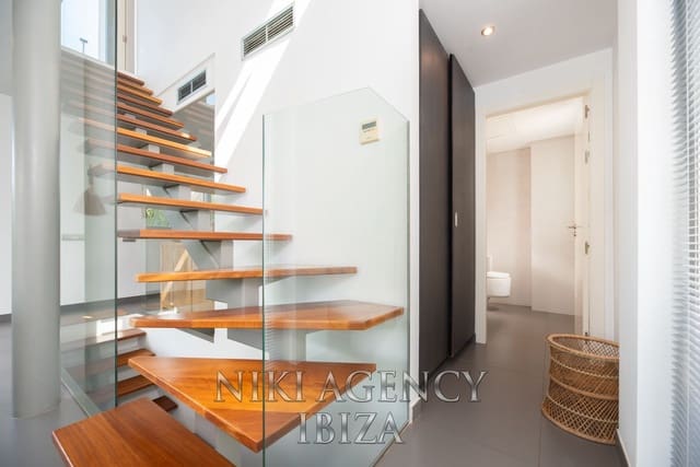 3 soverom Villa til salgs i Nuestra Señora de Jesus, Santa Eulalia / Santa Eularia med svømmebasseng garasje - € 1 295 000 (Ref: 9410522)