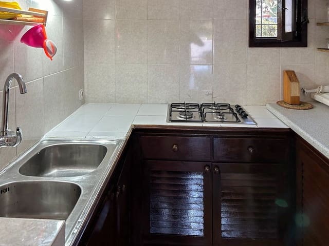 2 slaapkamer Villa te koop in Cala Tarida, San Jose / Sant Josep de Sa Talaia - € 530.000 (Ref: 9472010)