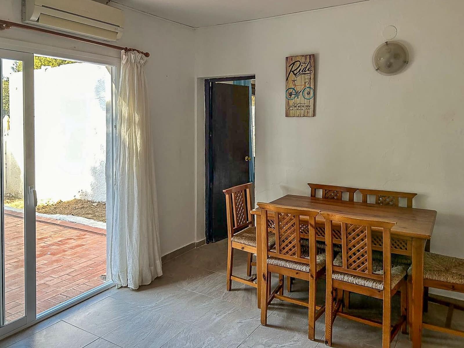 2 slaapkamer Villa te koop in Cala Tarida - € 530.000 (Ref: 9472010)