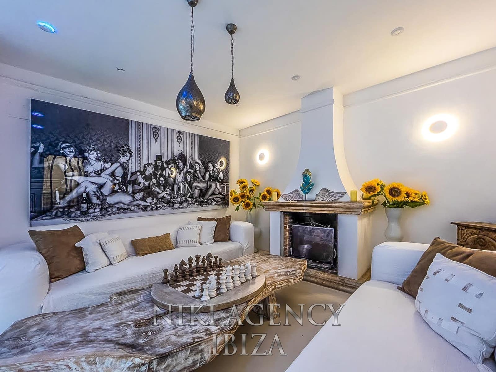 15 bedroom Villa for sale in Santa Eulalia / Santa Eularia with pool garage - € 6,000,000 (Ref: 9488169)