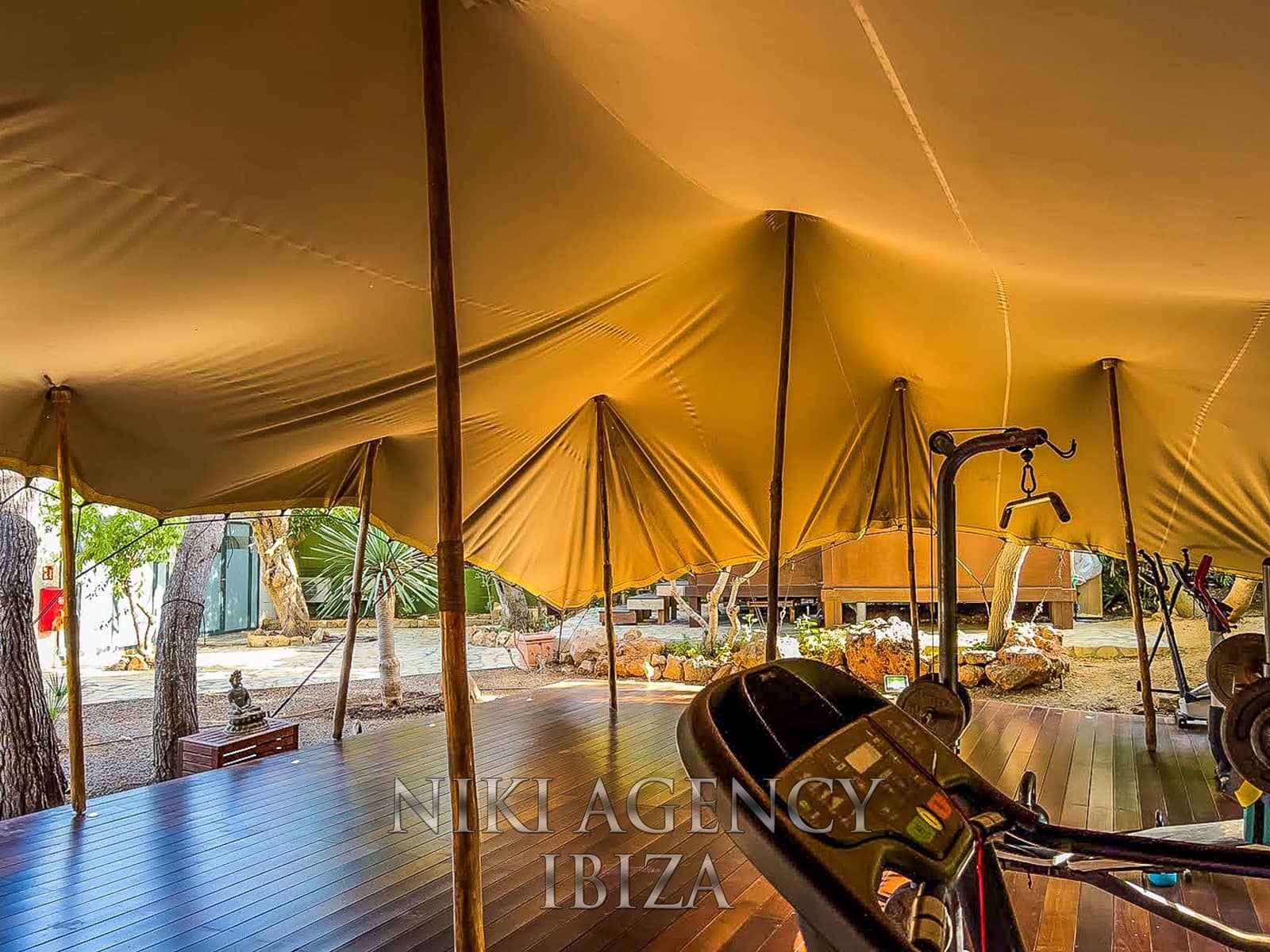 15 bedroom Villa for sale in Santa Eulalia / Santa Eularia with pool garage - € 6,000,000 (Ref: 9488169)