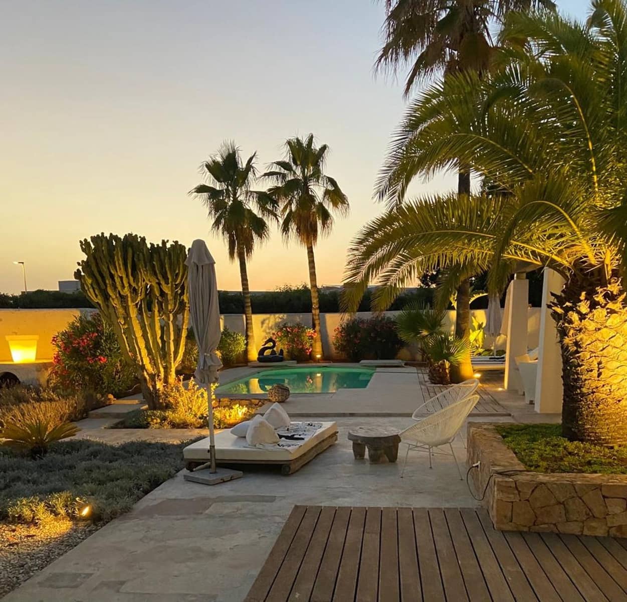 4 bedroom Villa for sale in Cala Tarida with pool garage - € 1,700,000 (Ref: 9499633)