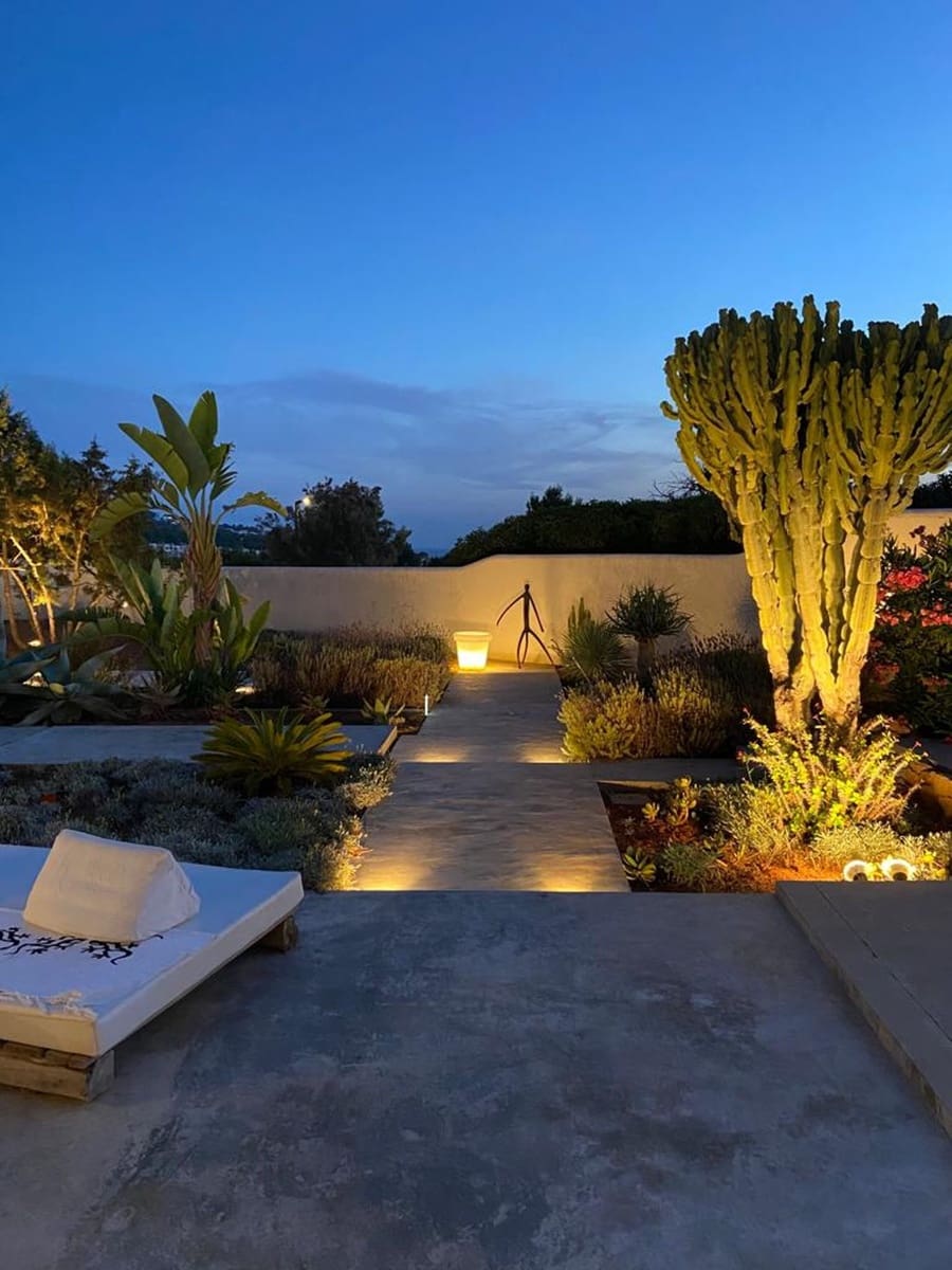 4 bedroom Villa for sale in Cala Tarida with pool garage - € 1,700,000 (Ref: 9499633)