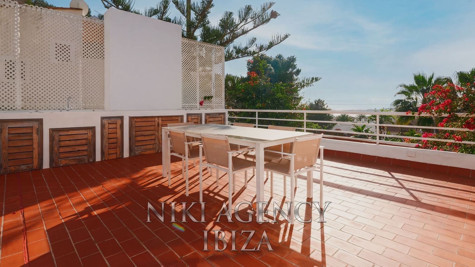 3 bedroom Villa for sale in Santa Eulalia / Santa Eularia with pool - € 1,850,000 (Ref: 9540756)