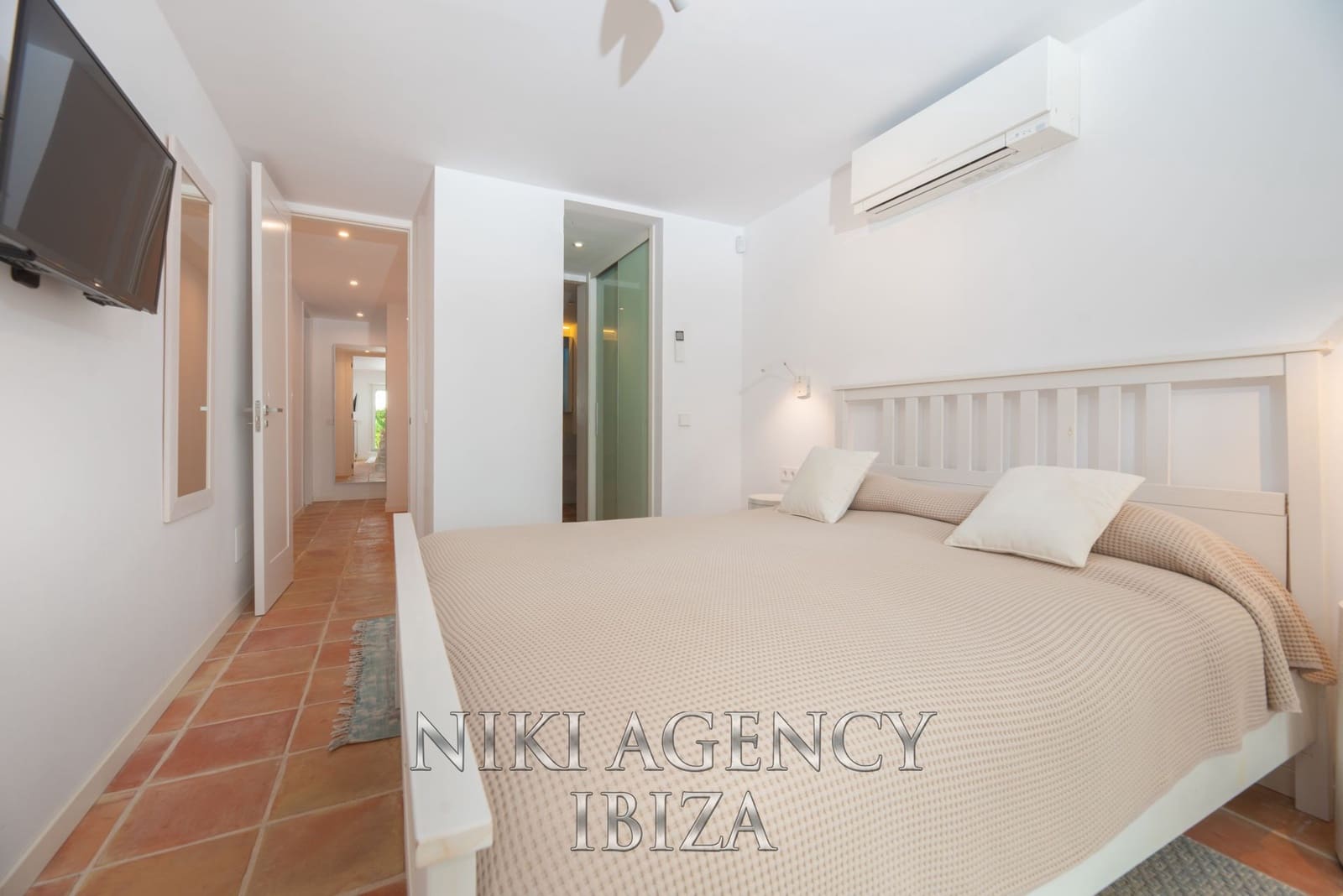 3 bedroom Villa for sale in Santa Eulalia / Santa Eularia with pool - € 1,850,000 (Ref: 9540756)