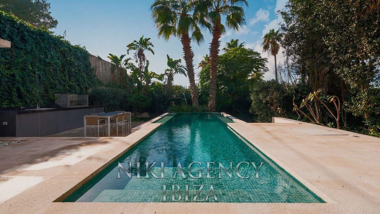 3 bedroom Villa for sale in Santa Eulalia / Santa Eularia with pool - € 1,850,000 (Ref: 9540756)