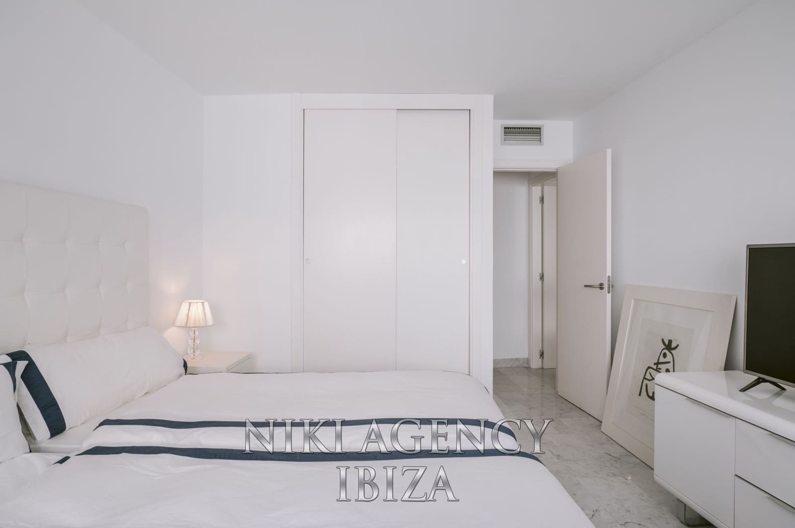 2 Zimmer Apartment zu verkaufen in Ibiza / Eivissa Stadt mit Pool Garage - 1.490.000 € (Ref: 9540757)