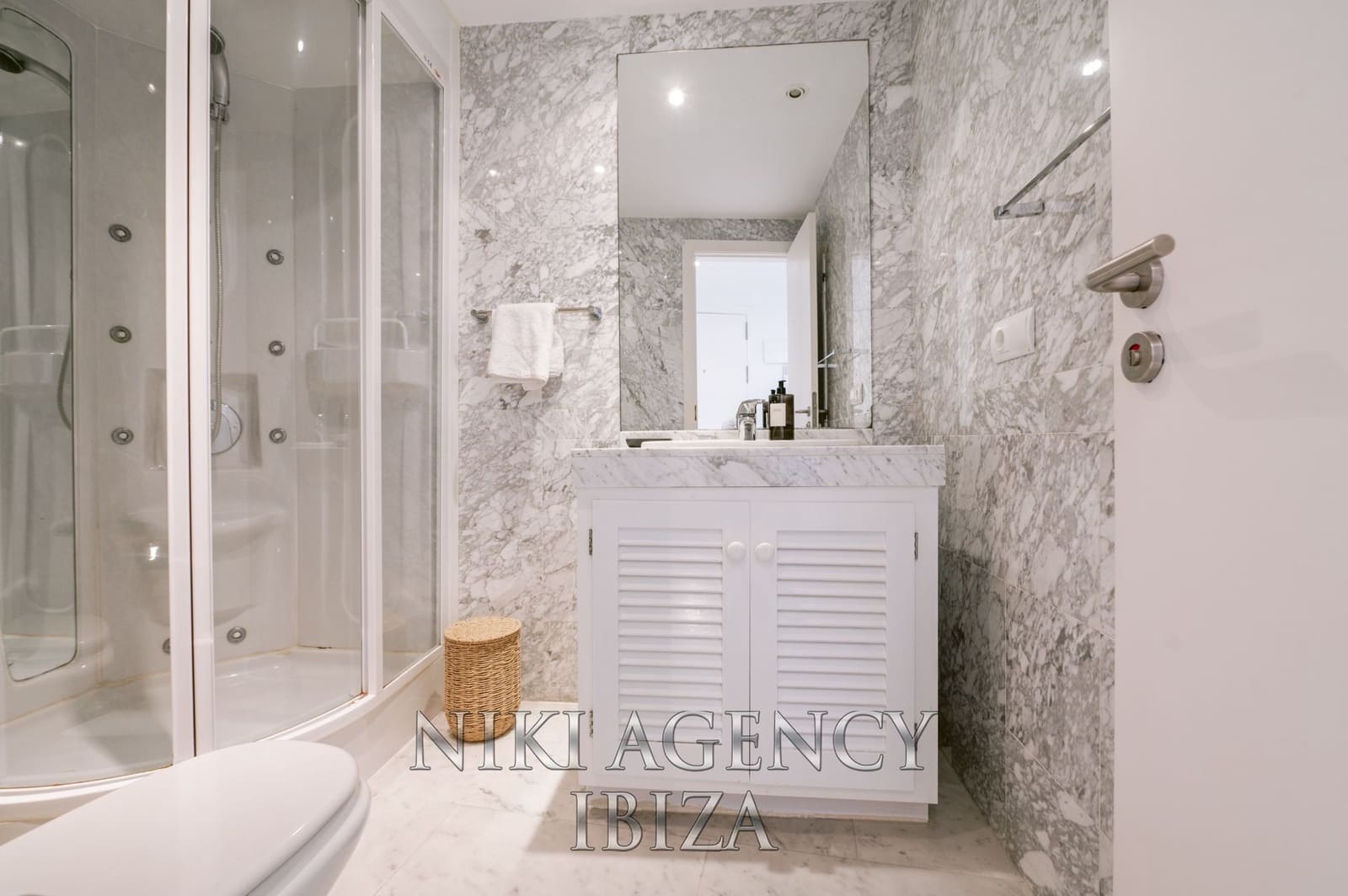 2 Zimmer Apartment zu verkaufen in Ibiza / Eivissa Stadt mit Pool Garage - 1.490.000 € (Ref: 9540757)