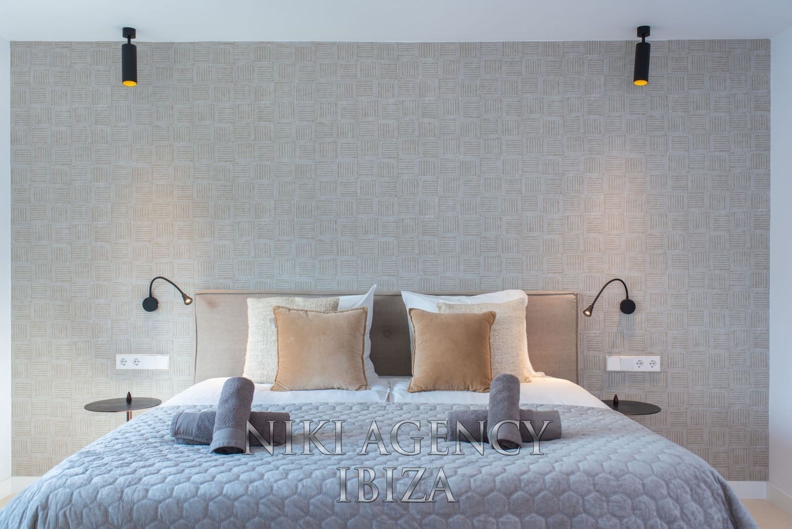 5 sovrum Villa till salu i Santa Eulalia / Santa Eularia med pool garage - 3 250 000 € (Ref: 9547525)