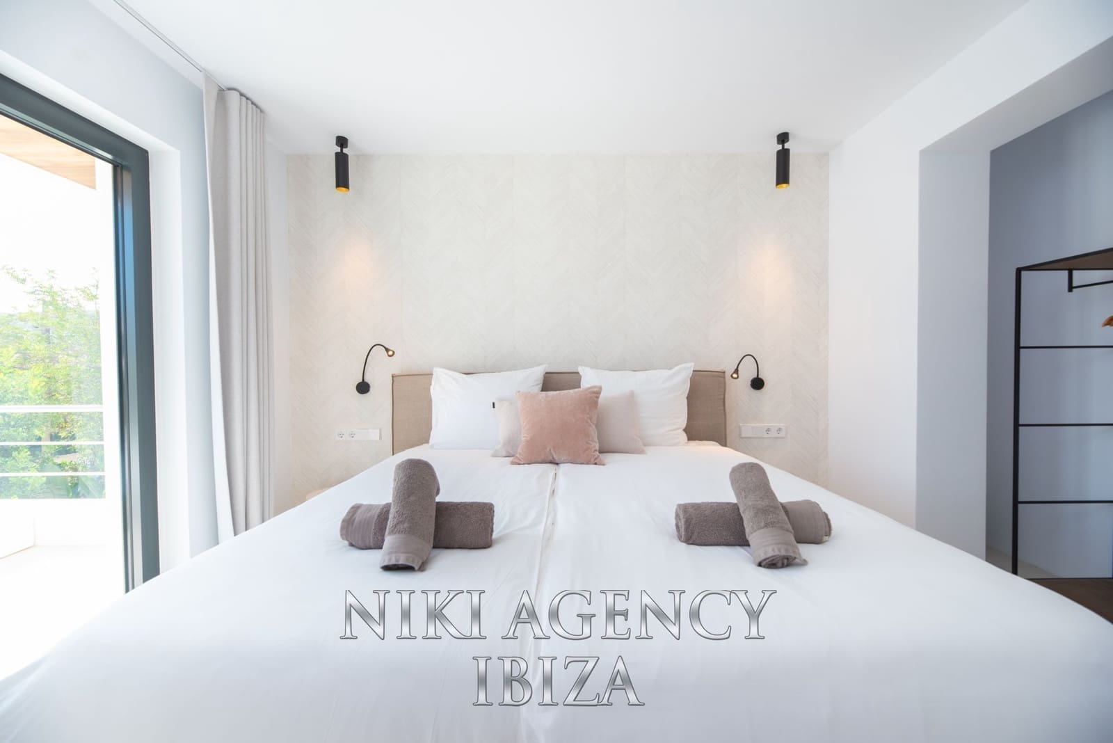 5 sovrum Villa till salu i Santa Eulalia / Santa Eularia med pool garage - 3 250 000 € (Ref: 9547525)