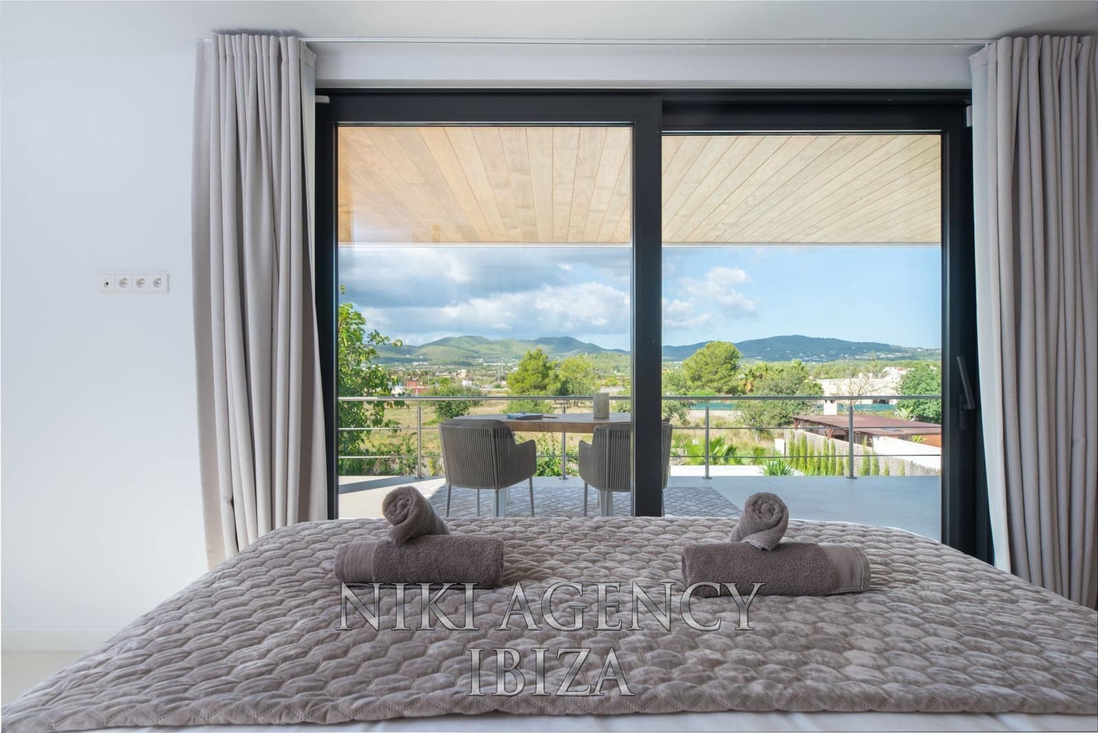 5 sovrum Villa till salu i Santa Eulalia / Santa Eularia med pool garage - 3 250 000 € (Ref: 9547525)