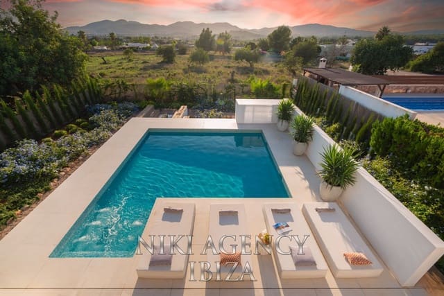 5 sovrum Villa till salu i Santa Eulalia / Santa Eularia med pool garage - 3 250 000 € (Ref: 9547525)