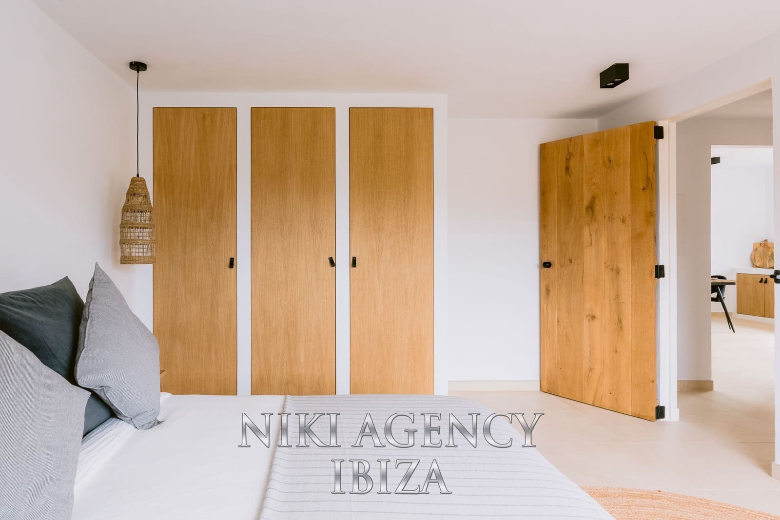 Chalet de 7 habitaciones en San Jose / Sant Josep de Sa Talaia en venta con piscina garaje - 3.950.000 € (Ref: 9550598)