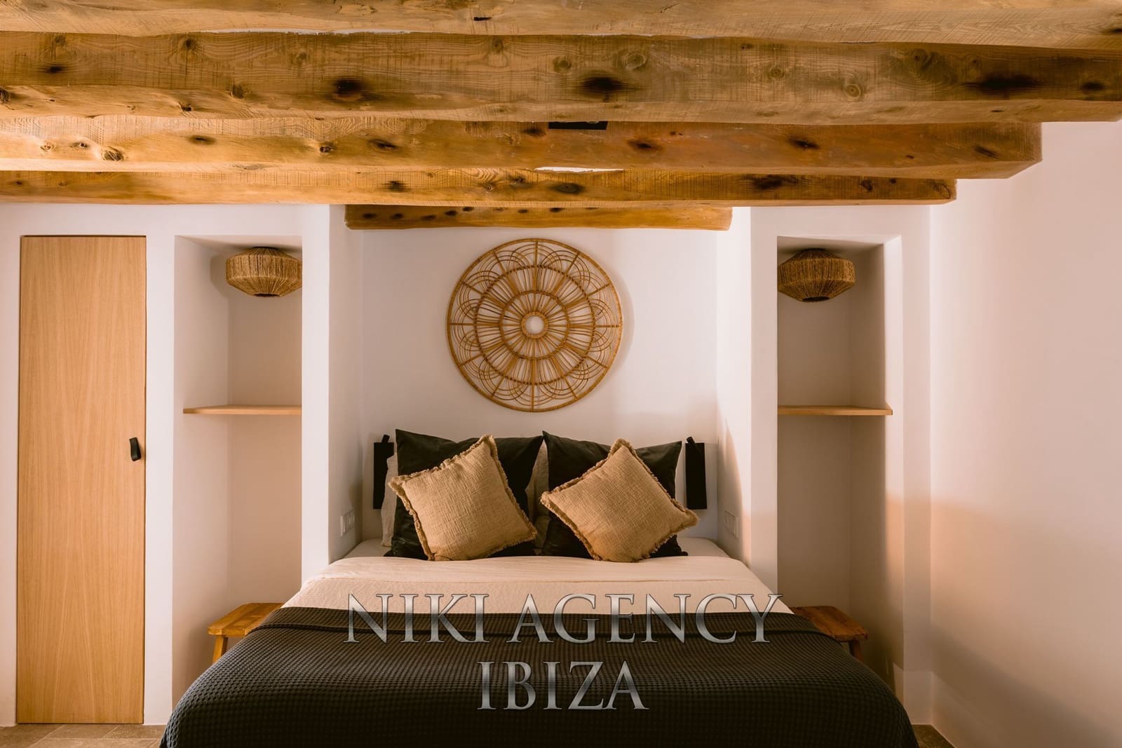 Chalet de 7 habitaciones en San Jose / Sant Josep de Sa Talaia en venta con piscina garaje - 3.950.000 € (Ref: 9550598)