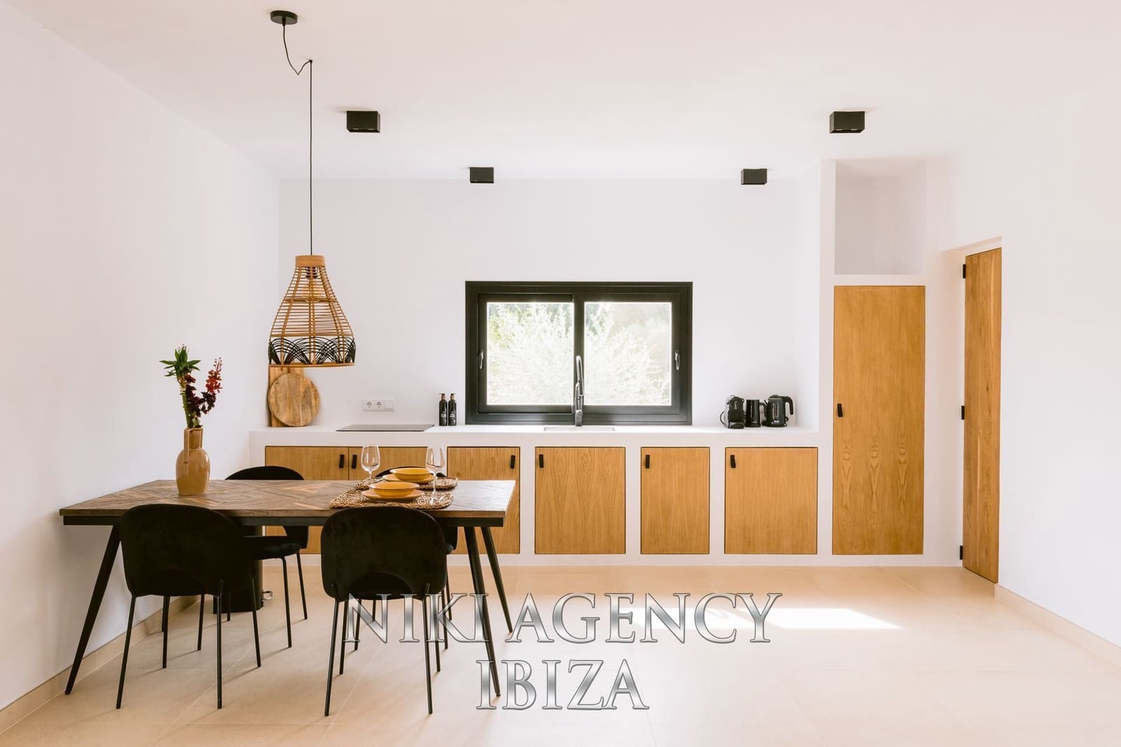 Chalet de 7 habitaciones en San Jose / Sant Josep de Sa Talaia en venta con piscina garaje - 3.950.000 € (Ref: 9550598)