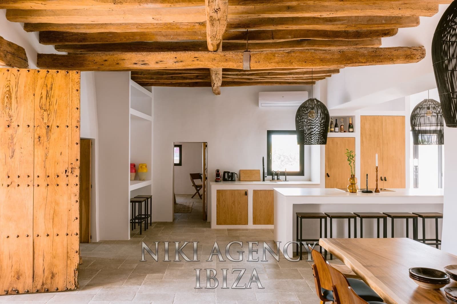 Chalet de 7 habitaciones en San Jose / Sant Josep de Sa Talaia en venta con piscina garaje - 3.950.000 € (Ref: 9550598)