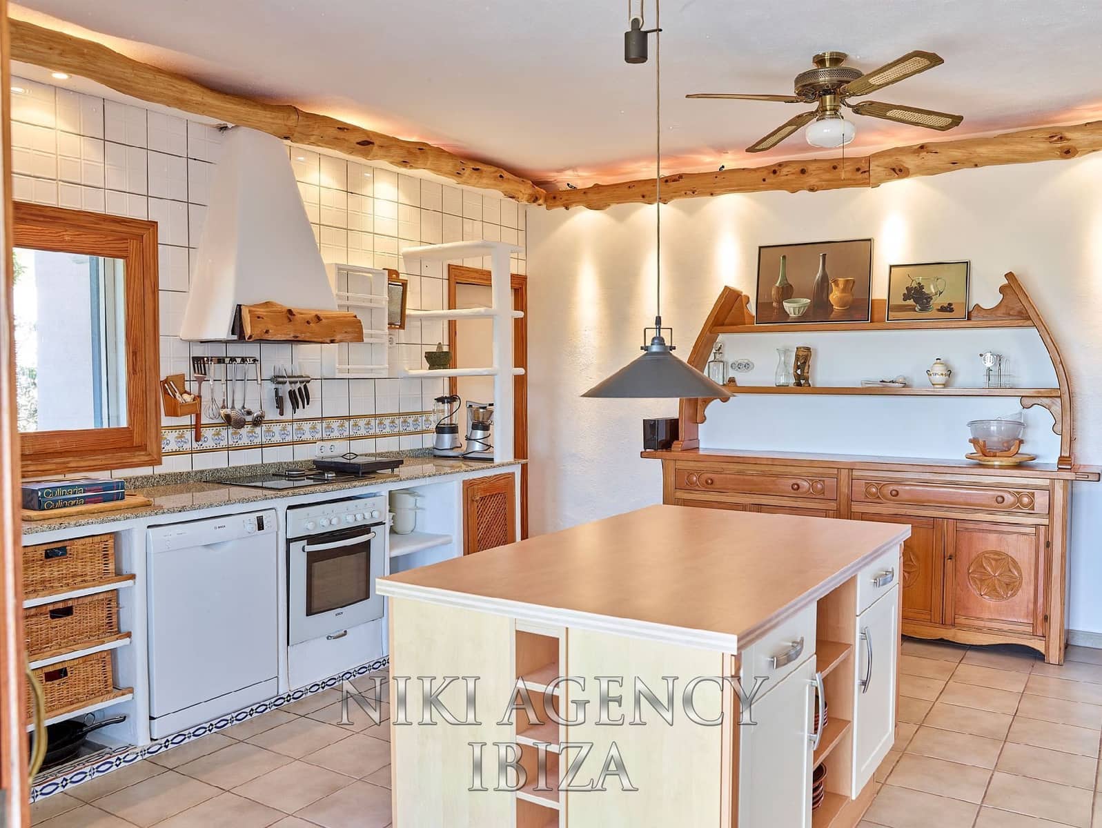 4 bedroom Villa for sale in San Jose / Sant Josep de Sa Talaia with pool garage - € 2,490,000 (Ref: 9610798)