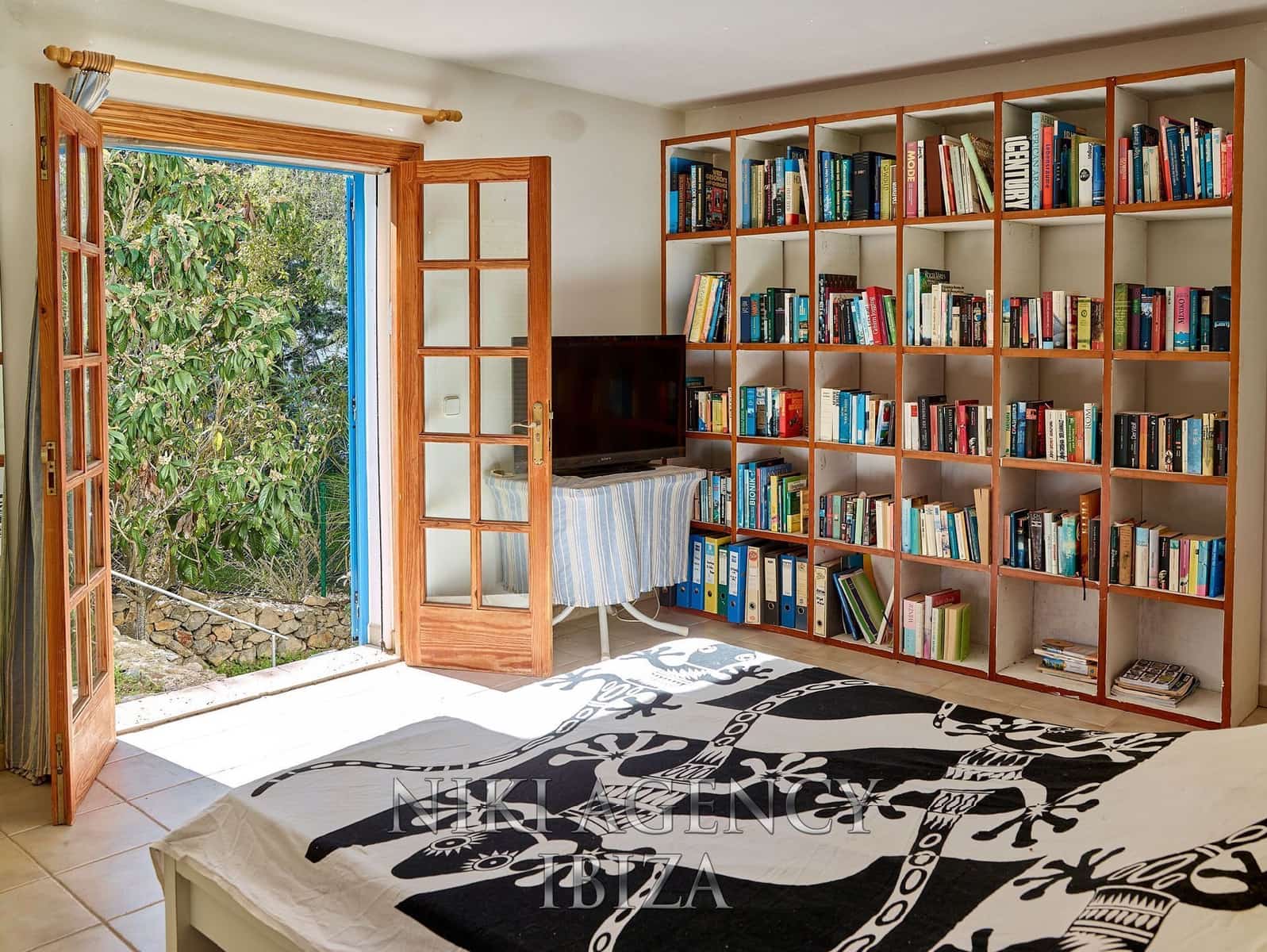 4 bedroom Villa for sale in San Jose / Sant Josep de Sa Talaia with pool garage - € 2,490,000 (Ref: 9610798)