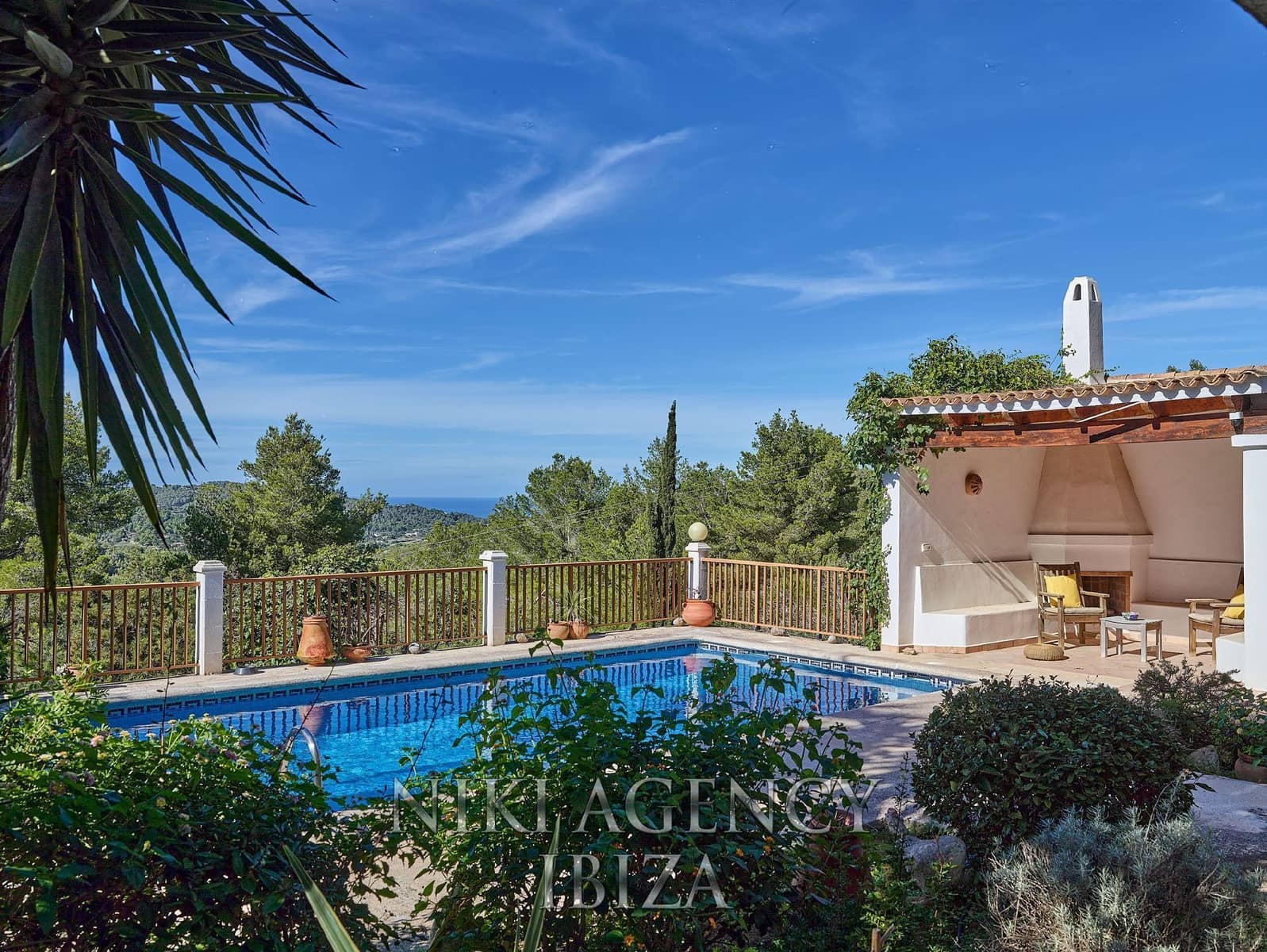 4 bedroom Villa for sale in San Jose / Sant Josep de Sa Talaia with pool garage - € 2,490,000 (Ref: 9610798)