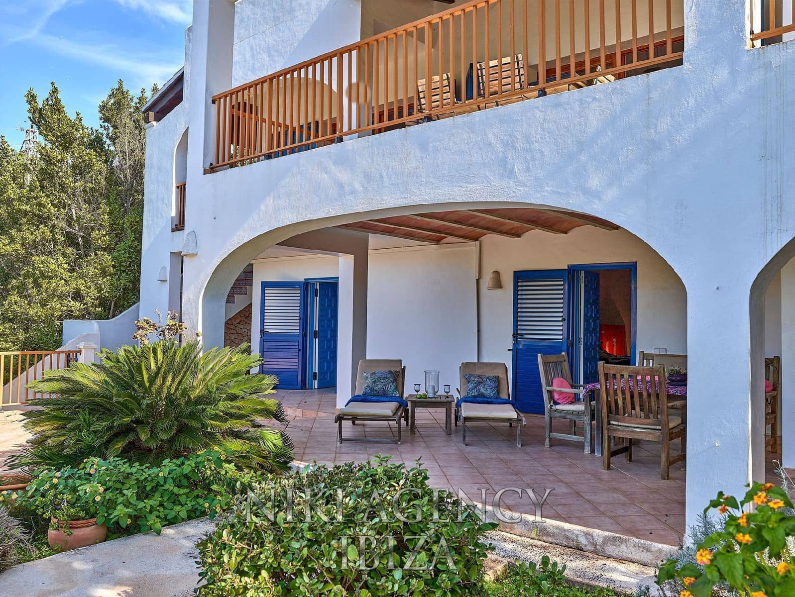 4 bedroom Villa for sale in San Jose / Sant Josep de Sa Talaia with pool garage - € 2,490,000 (Ref: 9610798)