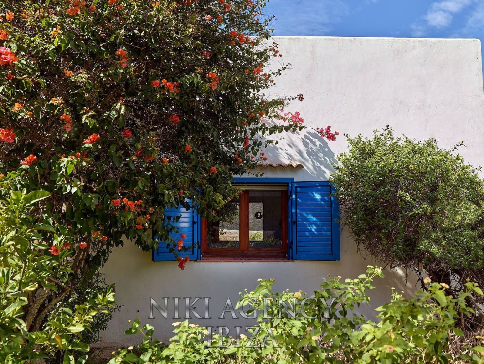 4 bedroom Villa for sale in San Jose / Sant Josep de Sa Talaia with pool garage - € 2,490,000 (Ref: 9610798)