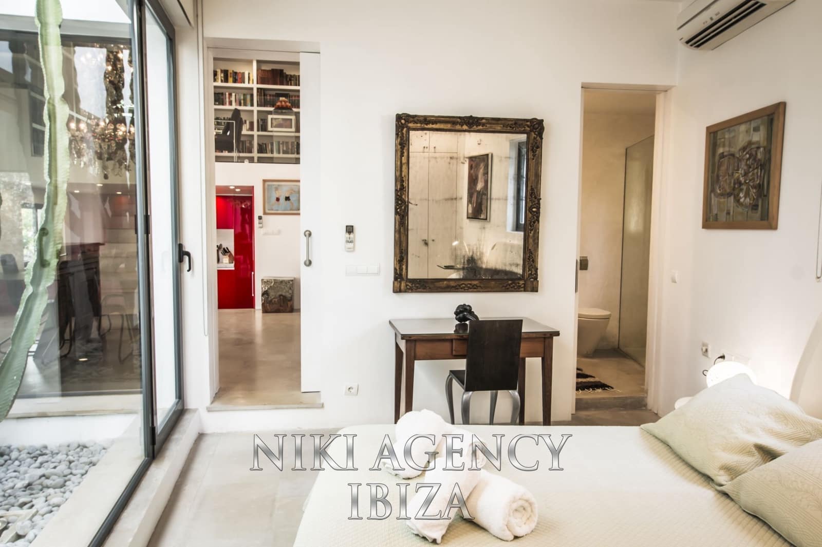 4 bedroom Villa for sale in Sant Rafael de Sa Creu with pool garage - € 4,395,000 (Ref: 9765023)