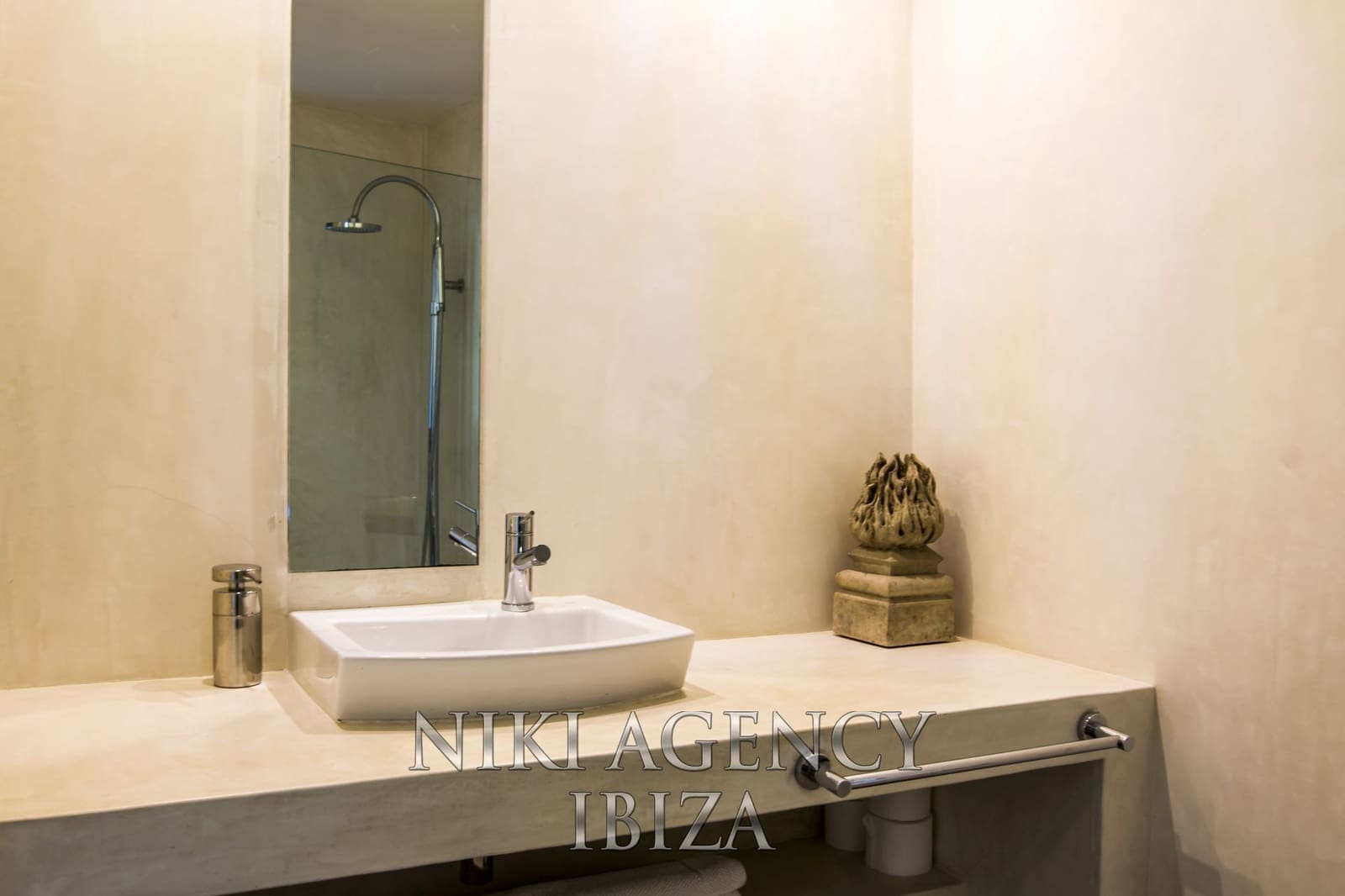 4 bedroom Villa for sale in Sant Rafael de Sa Creu with pool garage - € 4,395,000 (Ref: 9765023)