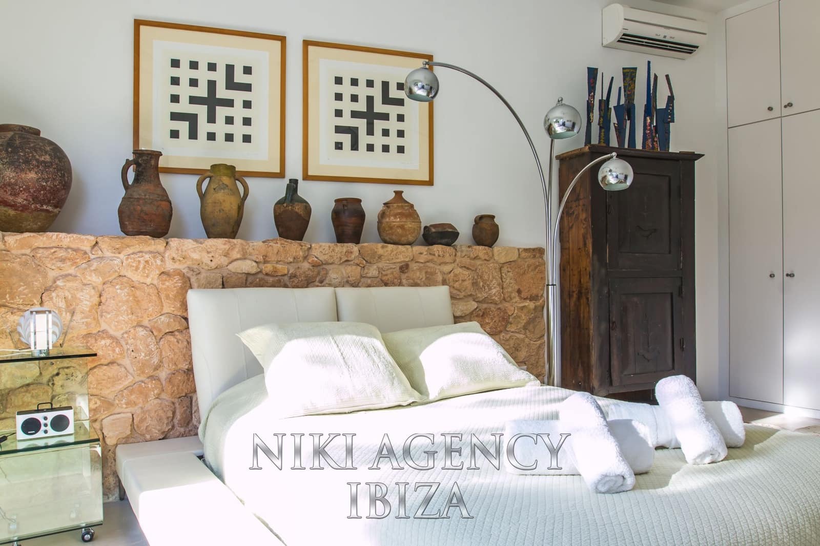 4 bedroom Villa for sale in Sant Rafael de Sa Creu with pool garage - € 4,395,000 (Ref: 9765023)