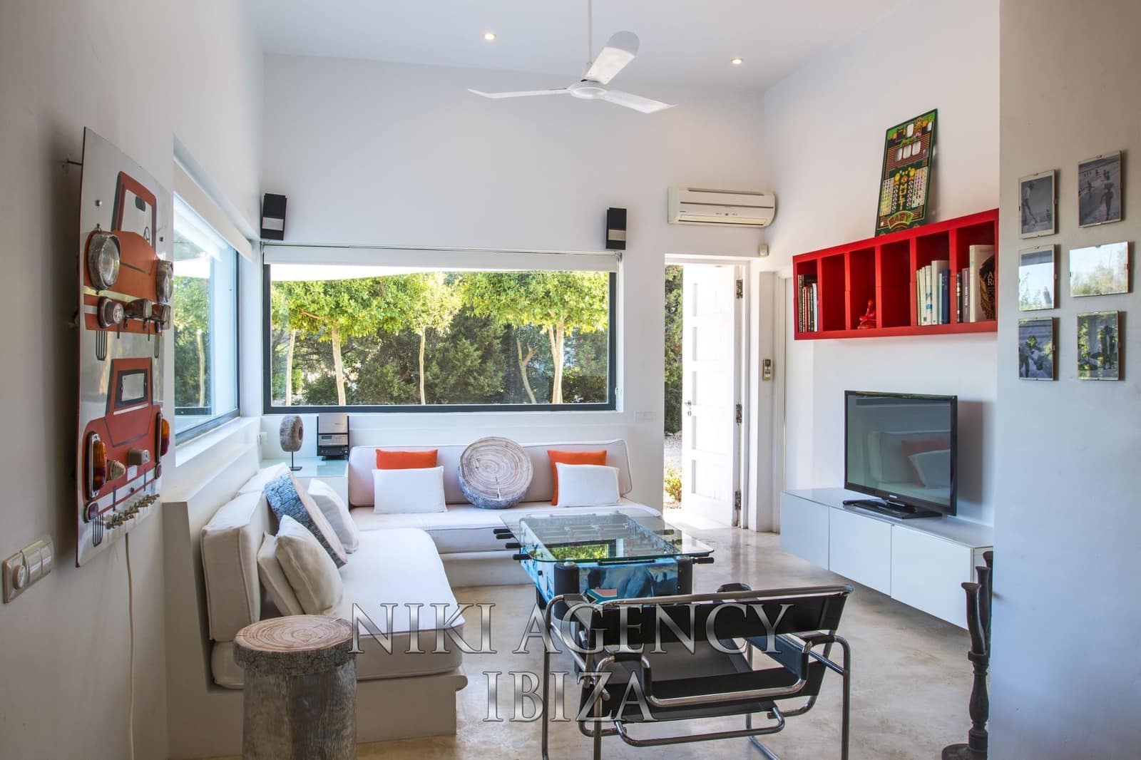 4 bedroom Villa for sale in Sant Rafael de Sa Creu with pool garage - € 4,395,000 (Ref: 9765023)