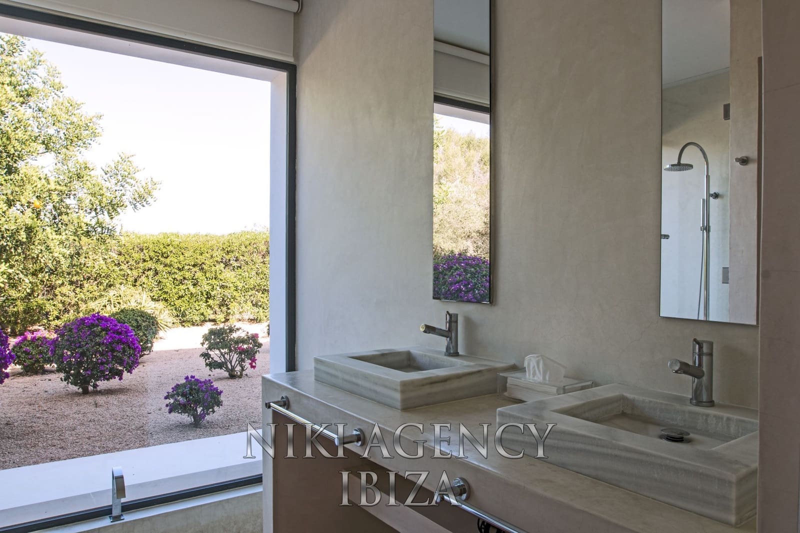 4 bedroom Villa for sale in Sant Rafael de Sa Creu with pool garage - € 4,395,000 (Ref: 9765023)