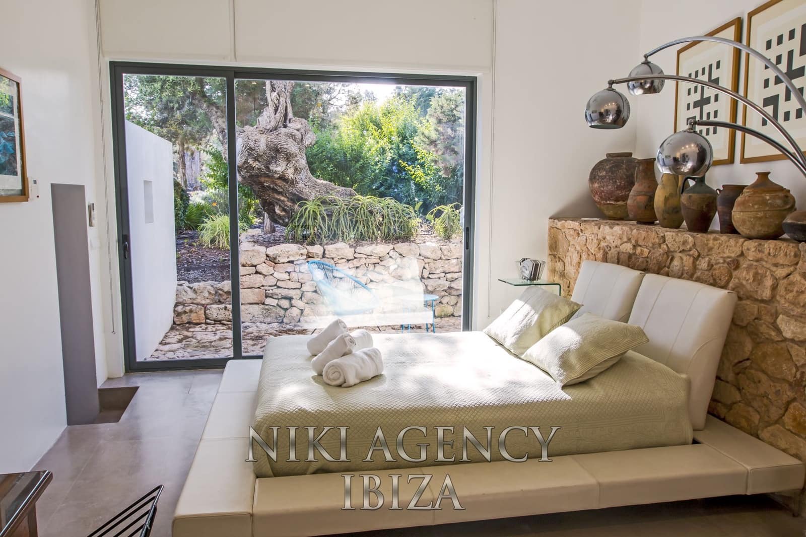 4 bedroom Villa for sale in Sant Rafael de Sa Creu with pool garage - € 4,395,000 (Ref: 9765023)