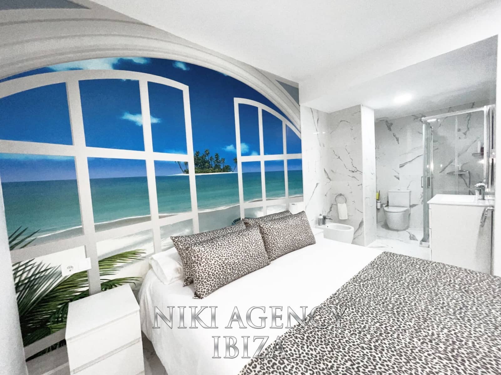 4 chambre Appartement à vendre à Ibiza ville avec piscine garage - 1 500 000 € (Ref: 9765024)