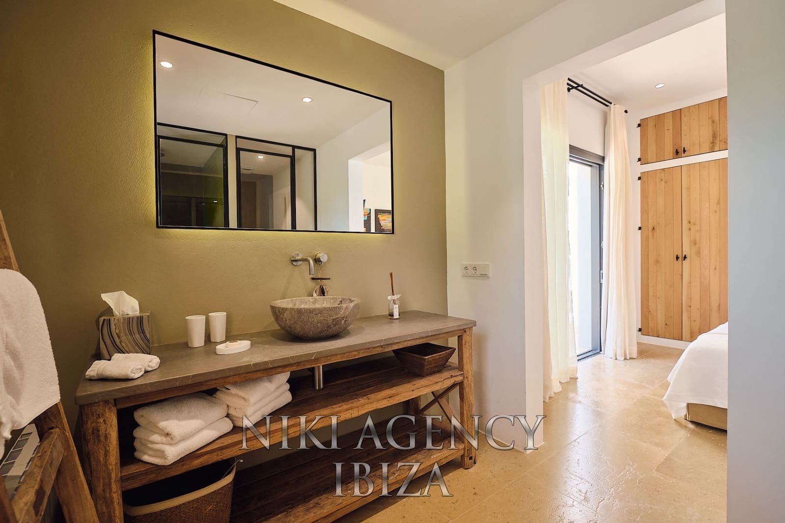 6 soveværelse Villa til salg i San Jose / Sant Josep de Sa Talaia med swimmingpool garage - € 5.800.000 (Ref: 9765025)