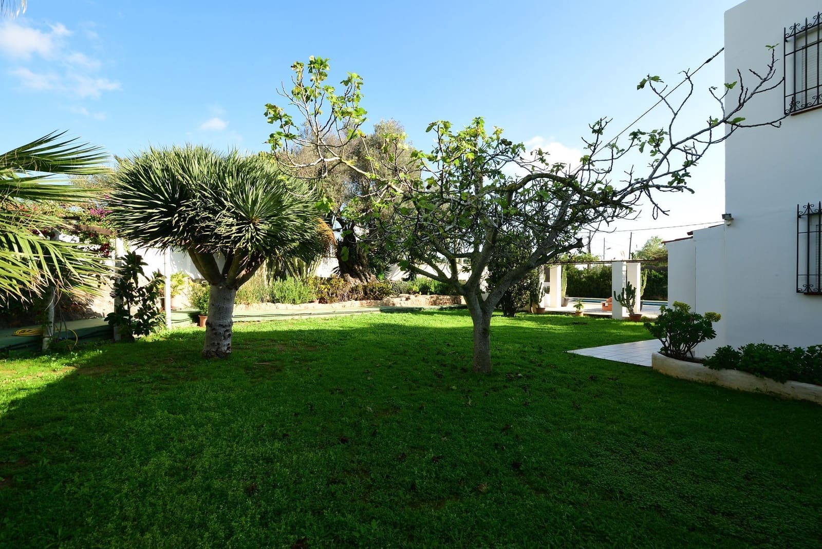 4 soveværelse Villa til salg i San Jose / Sant Josep de Sa Talaia med swimmingpool garage - € 1.990.000 (Ref: 9807641)